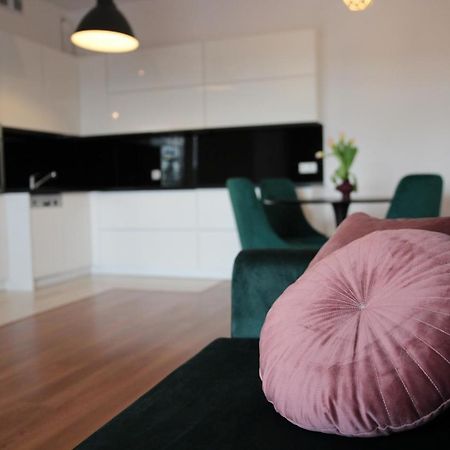 Apartament Reymonta Park Apartment Piotrkow Trybunalski Ngoại thất bức ảnh